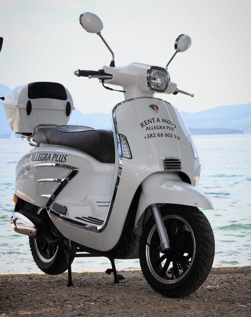 Vespa  | Rent a car Starcar Herceg Novi